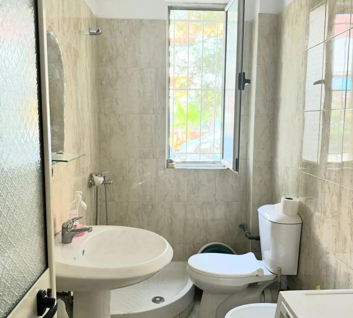 Apartment Ground Floor Studio In Golem Next To Hotel Flower Self Check In 100M To Beach Albania